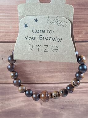 Ryze JOY Wood Bead Stretch Bracelet Brown Natural Wooden Beads New on Card